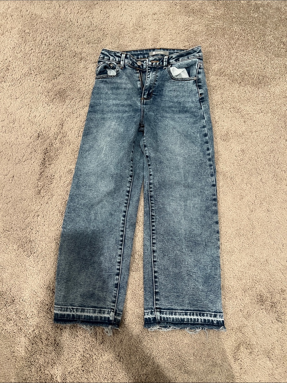 Tractr Straight Leg Women’s Jeans - Medium Blue Wash